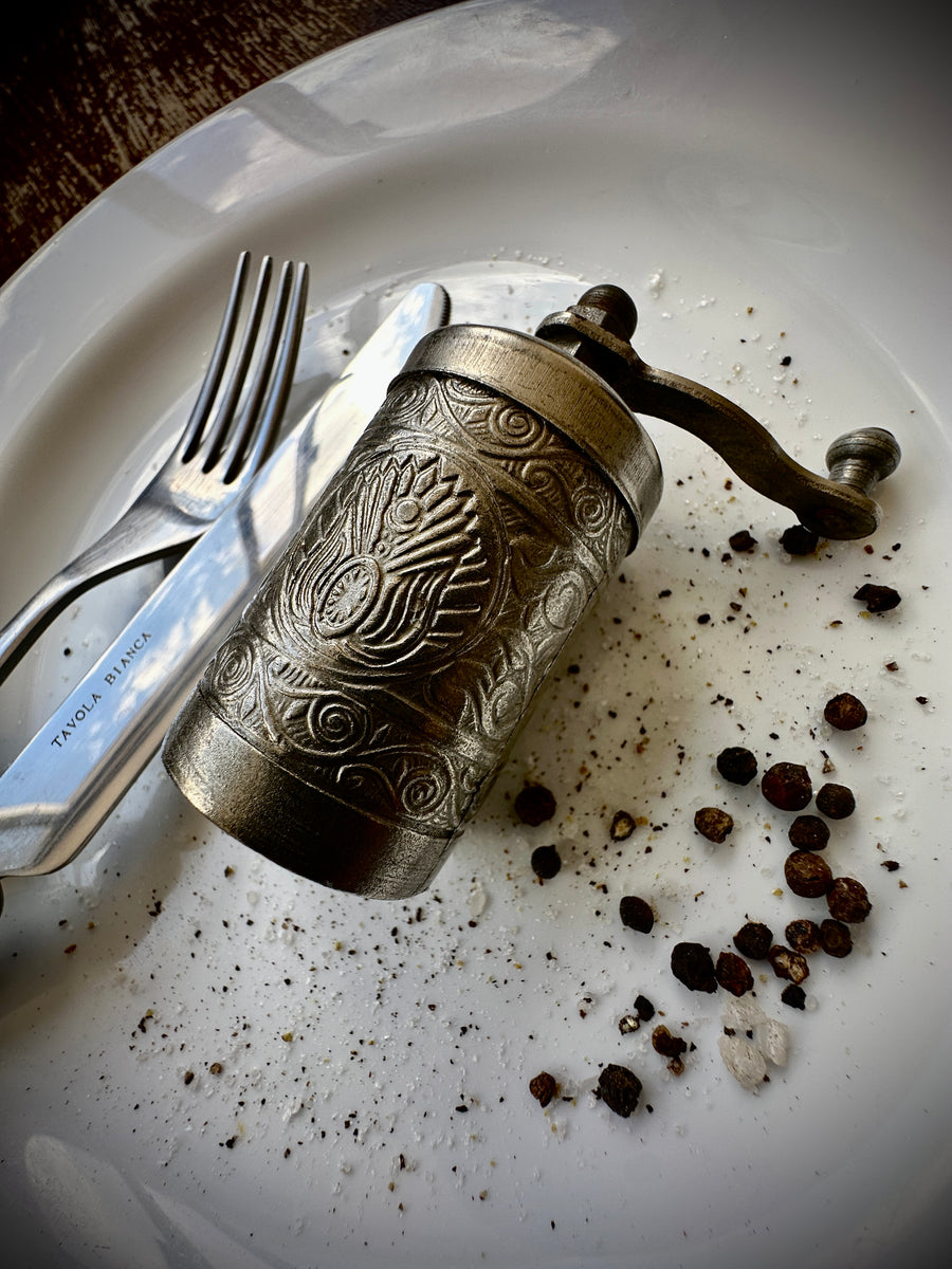 Vintage Hand-Crank Pepper Grinder (Mid-20th Century, Cast Metal)