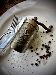 Vintage Hand-Crank Pepper Grinder (Mid-20th Century, Cast Metal)